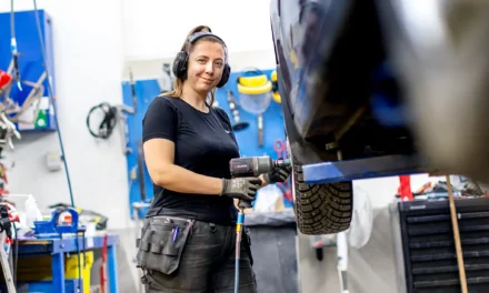 Jag fick jobb direkt efter gymnasiet”